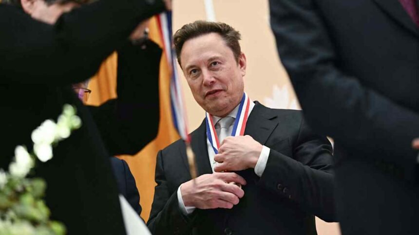 Musk injects $275mn into Republicans’ fight to retain Congress